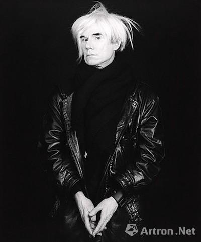 Robert Mapplethorpe 《Andy Warhol 》(1987)，2006年拍得64.32萬美元。