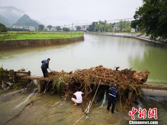 風雹洪澇致江西51.4萬人受災信江贛江發(fā)生超警戒洪水